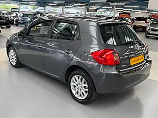 Used 2007 Toyota Auris Tr Grey - Interior and Exterior details 2