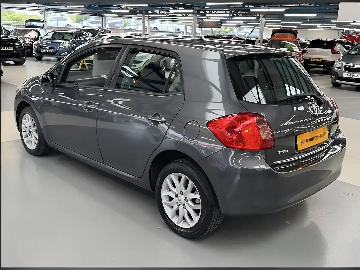 Used 2007 Toyota Auris Tr Grey - Interior and Exterior details 20