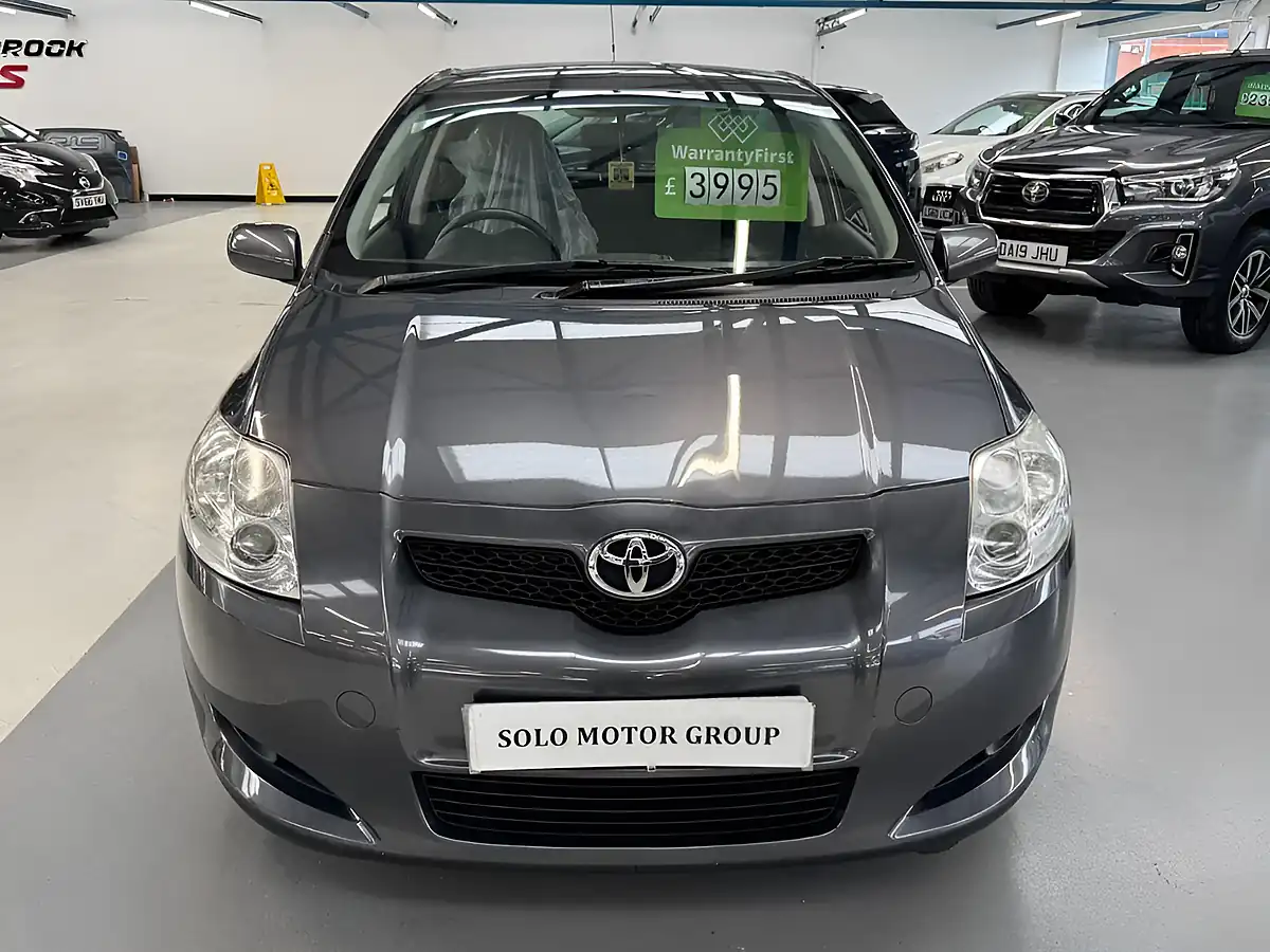 Used 2007 Toyota Auris Tr Grey - Interior and Exterior details 5