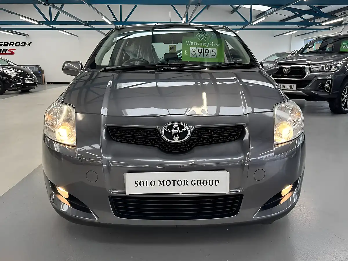 Used 2007 Toyota Auris Tr Grey - Interior and Exterior details 6