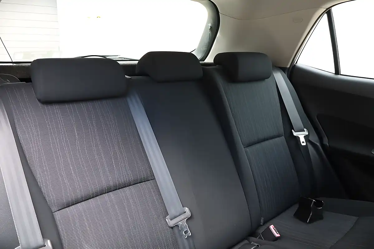 Used 2007 Toyota Auris Tr Silver - Interior and Exterior details 3