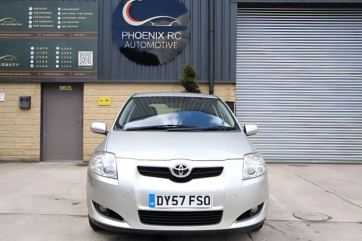 Used 2007 Toyota Auris Tr Silver - Interior and Exterior details 4