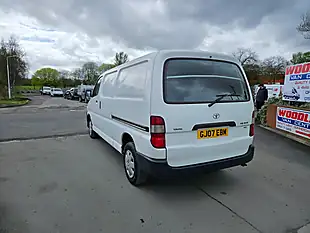 Used 2007 Toyota Hiace Lwb White - Interior and Exterior details 6