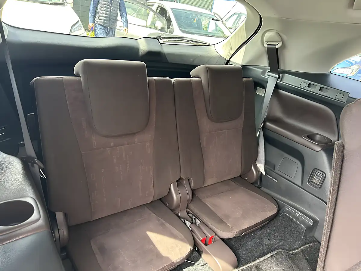 Used 2007 Toyota Mark X Zio MPV 7 Seater Black - Interior and Exterior details 10