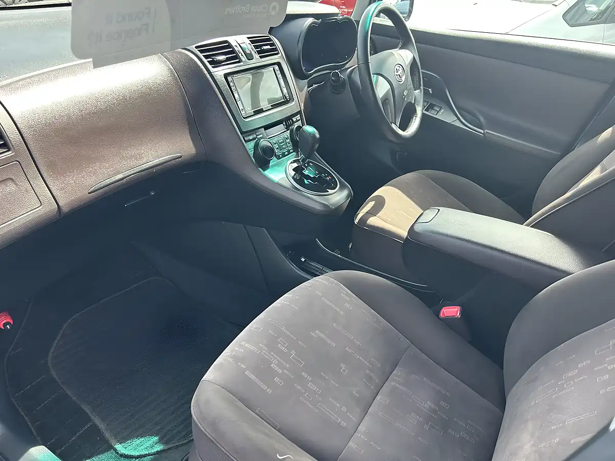 Used 2007 Toyota Mark X Zio MPV 7 Seater Black - Interior and Exterior details 11