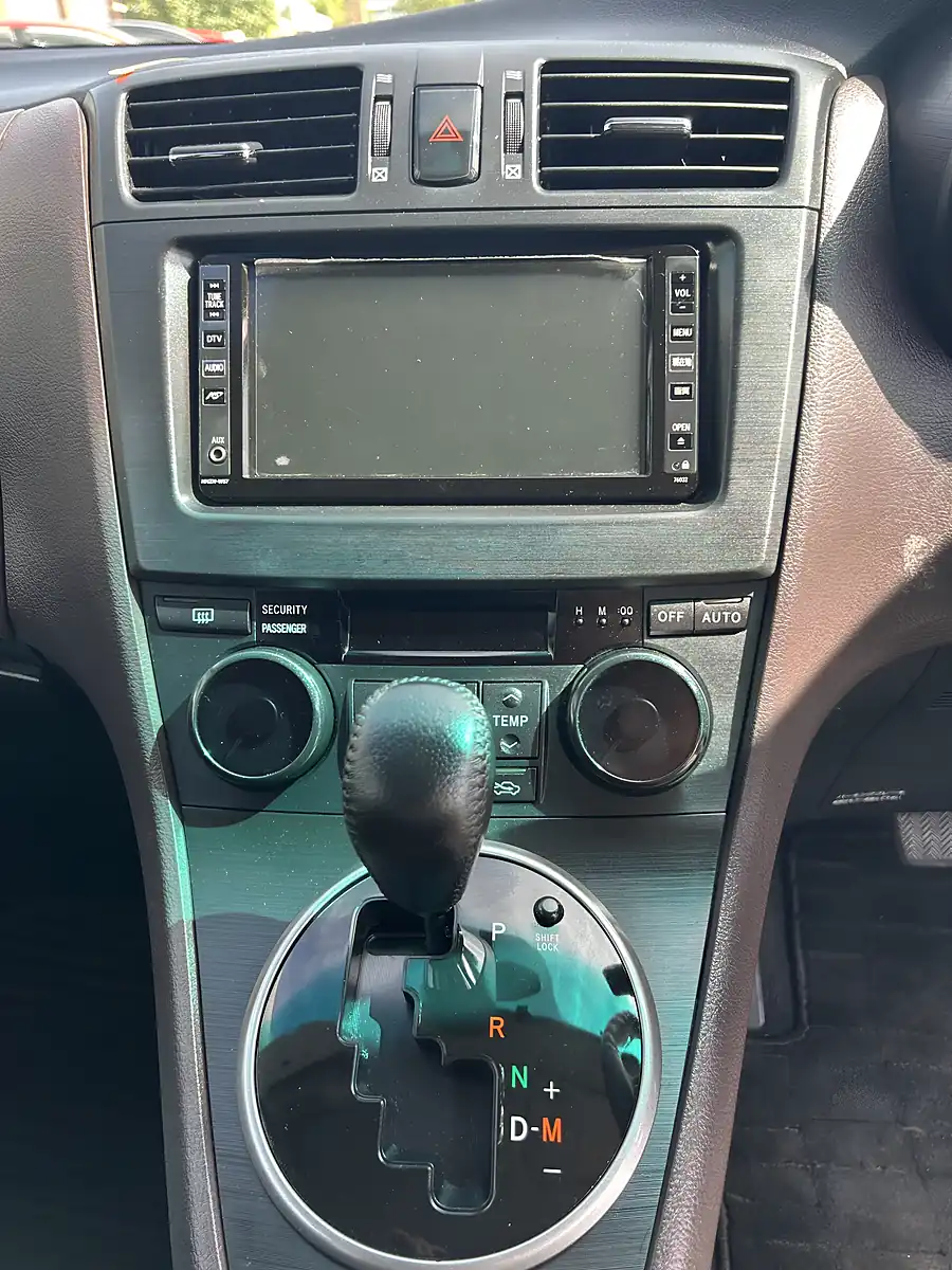 Used 2007 Toyota Mark X Zio MPV 7 Seater Black - Interior and Exterior details 15