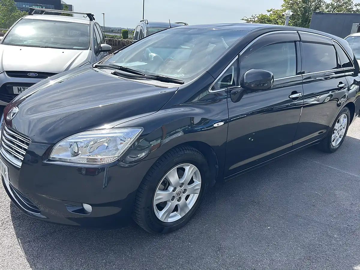 Used 2007 Toyota Mark X Zio MPV 7 Seater Black - Interior and Exterior details 3