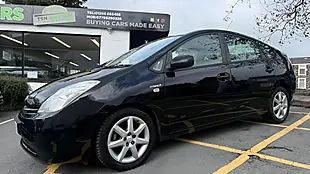 Used 2007 Toyota Prius T3 Black - Interior and Exterior details 7