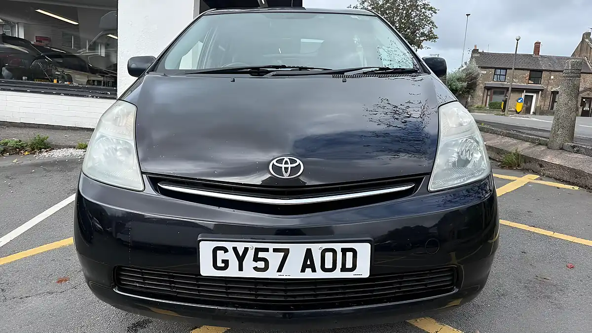 Used 2007 Toyota Prius T3 Black - Interior and Exterior details 9