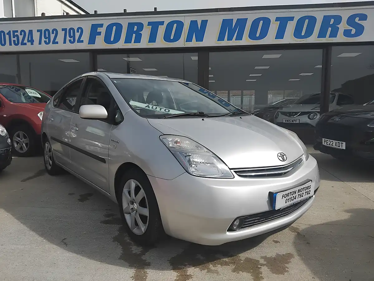 Used 2007 Toyota Prius T4 Silver - Interior and Exterior details 2