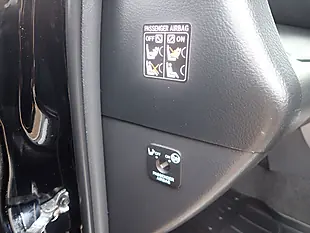 Used 2007 Toyota Rav4 Xt-R Black - Interior and Exterior details 11