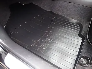Used 2007 Toyota Rav4 Xt-R Black - Interior and Exterior details 12