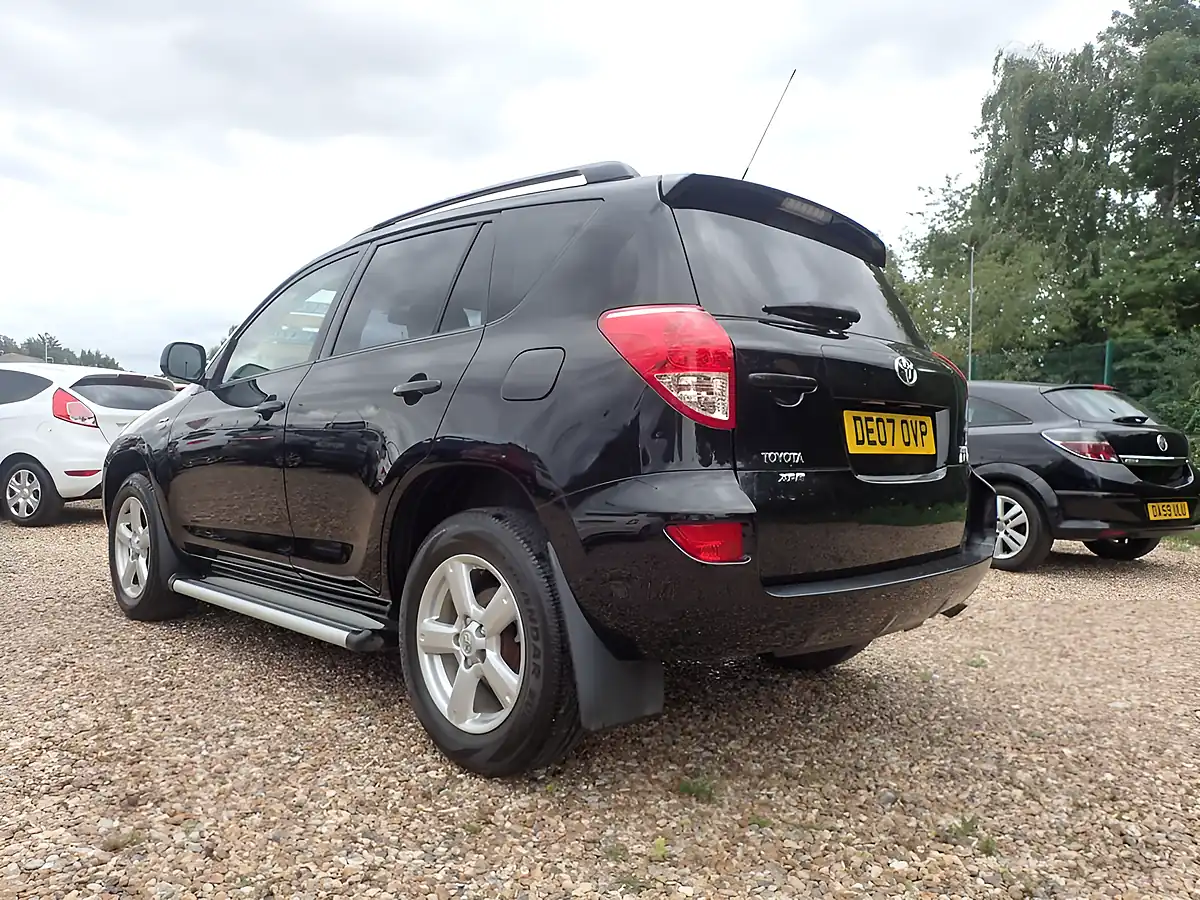 Used 2007 Toyota Rav4 Xt-R Black - Interior and Exterior details 18