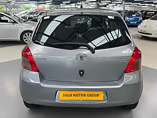 Used 2007 Toyota Yaris Zinc Silver - Interior and Exterior details 10
