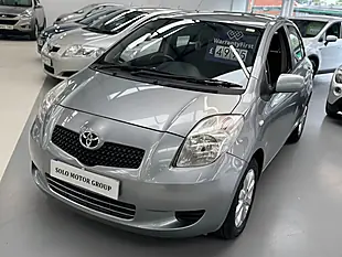 Used 2007 Toyota Yaris Zinc Silver - Interior and Exterior details 8