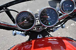 Used 2007 Triumph Rocket Iii Red - Interior and Exterior details 16