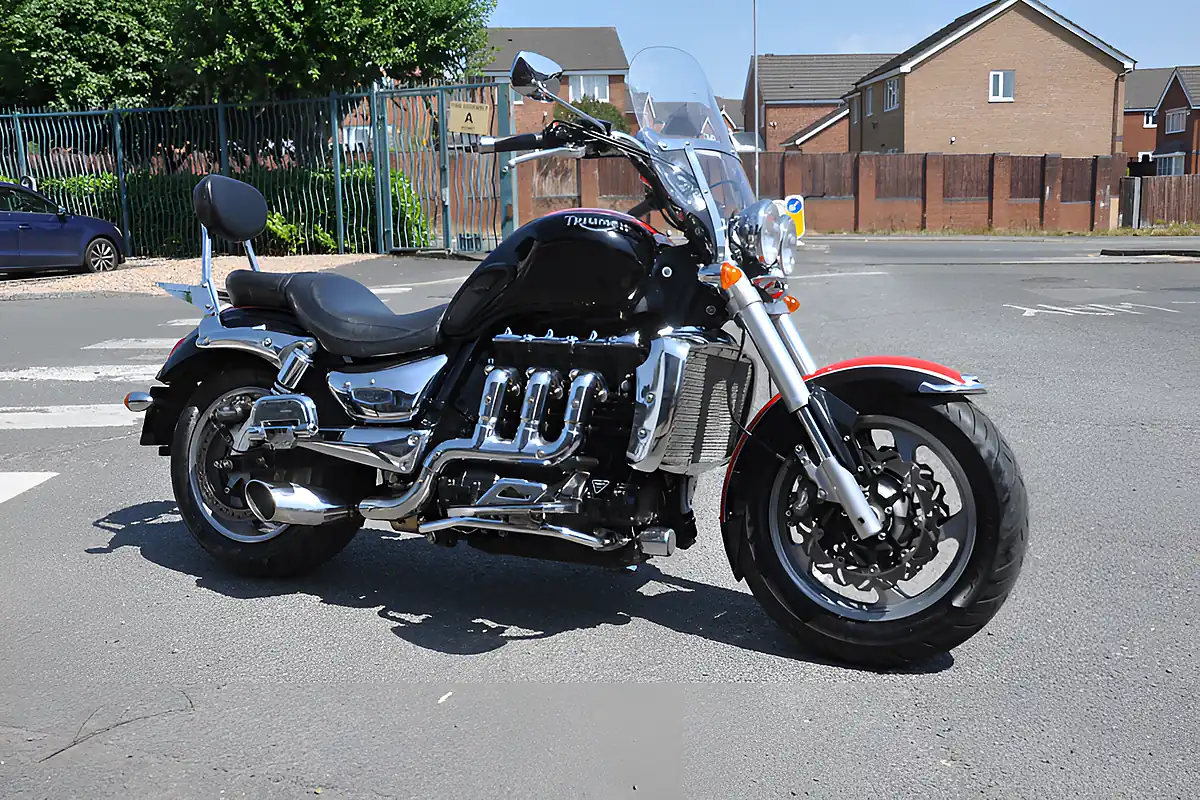 Used 2007 Triumph Rocket Iii Red - Interior and Exterior details 3