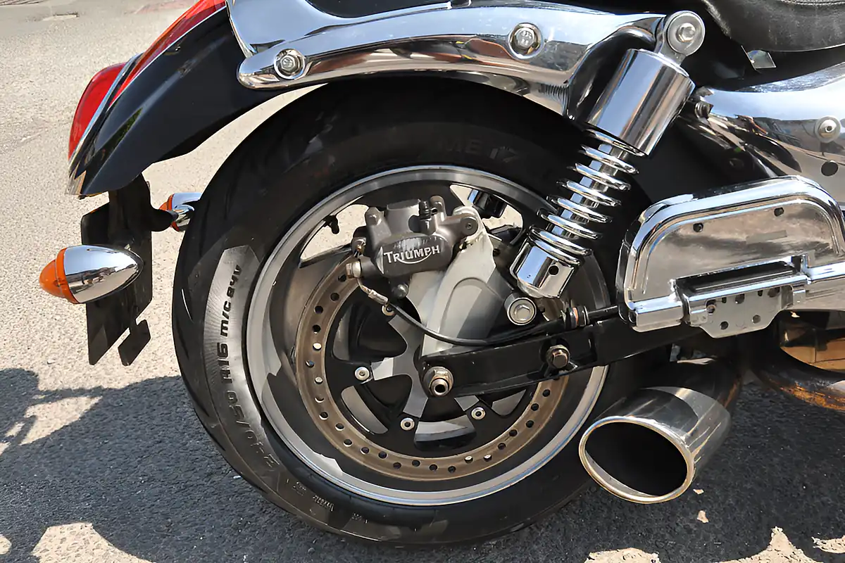 Used 2007 Triumph Rocket Iii Red - Interior and Exterior details 8