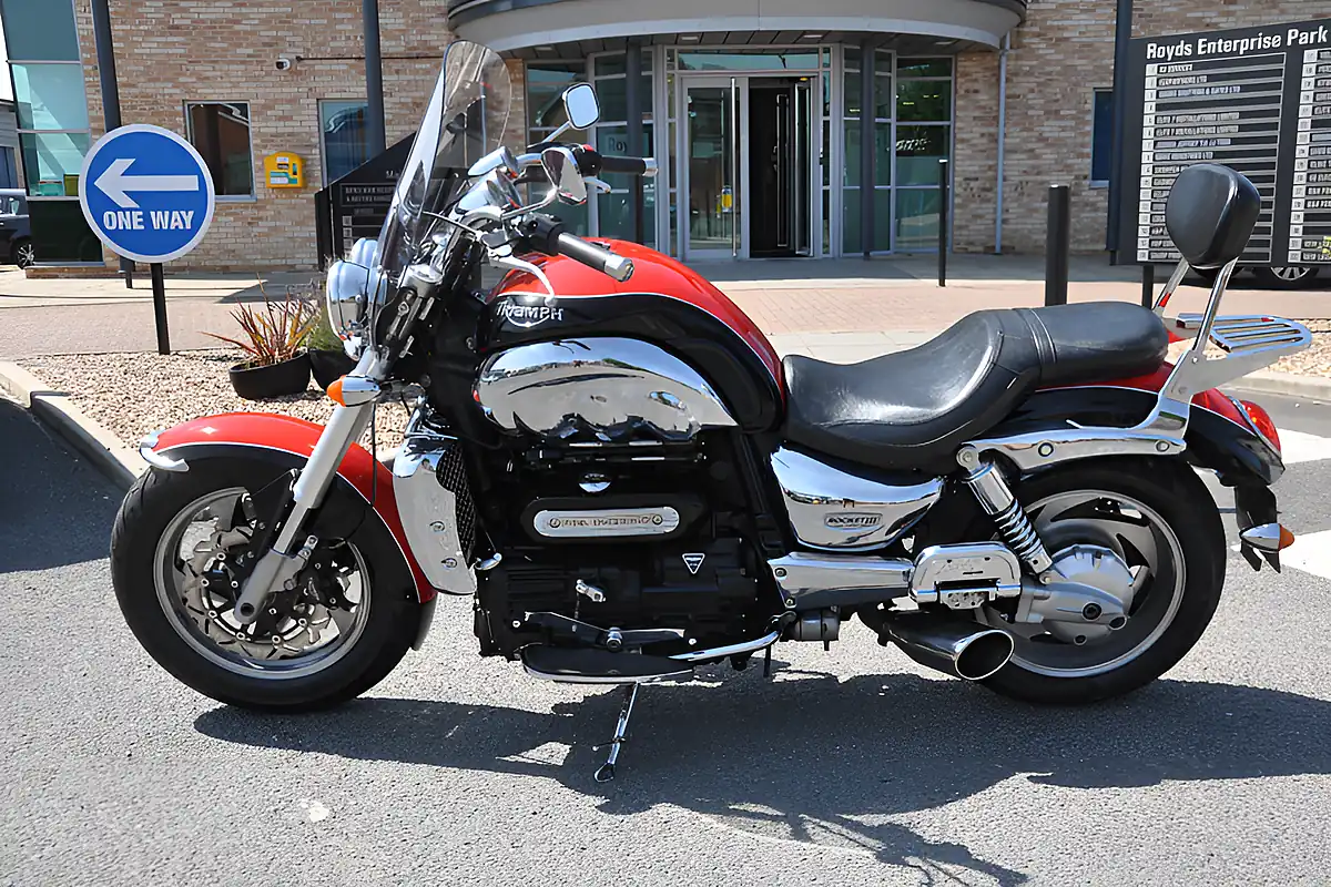Used 2007 Triumph Rocket Iii Red - Interior and Exterior details 9