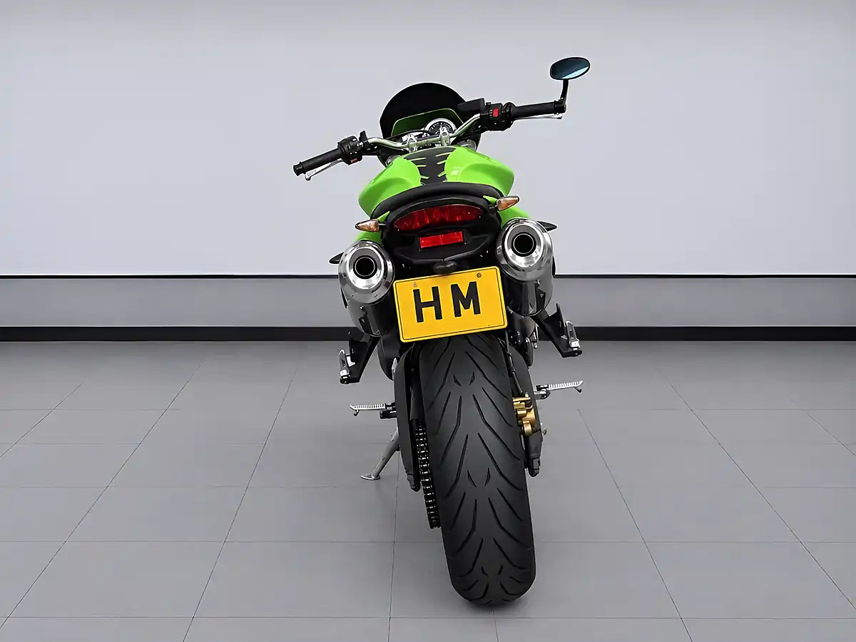 Used 2007 Triumph Street Triple 675 Naked Green - Interior and Exterior details 20