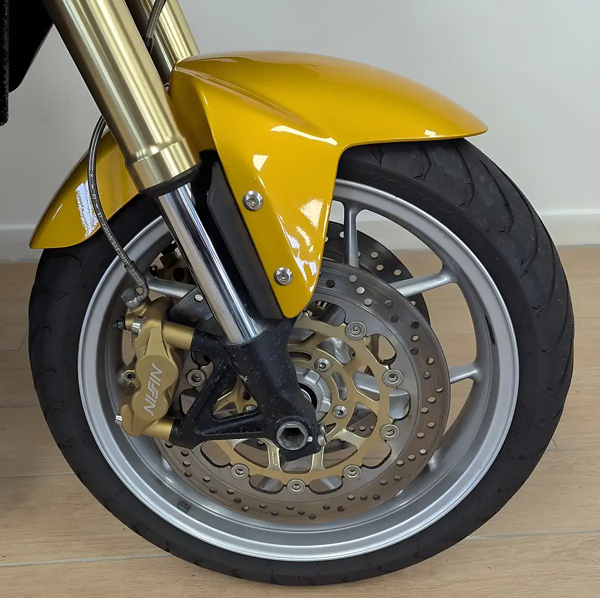 Used 2007 Triumph Tiger 1050 - Interior and Exterior details 15
