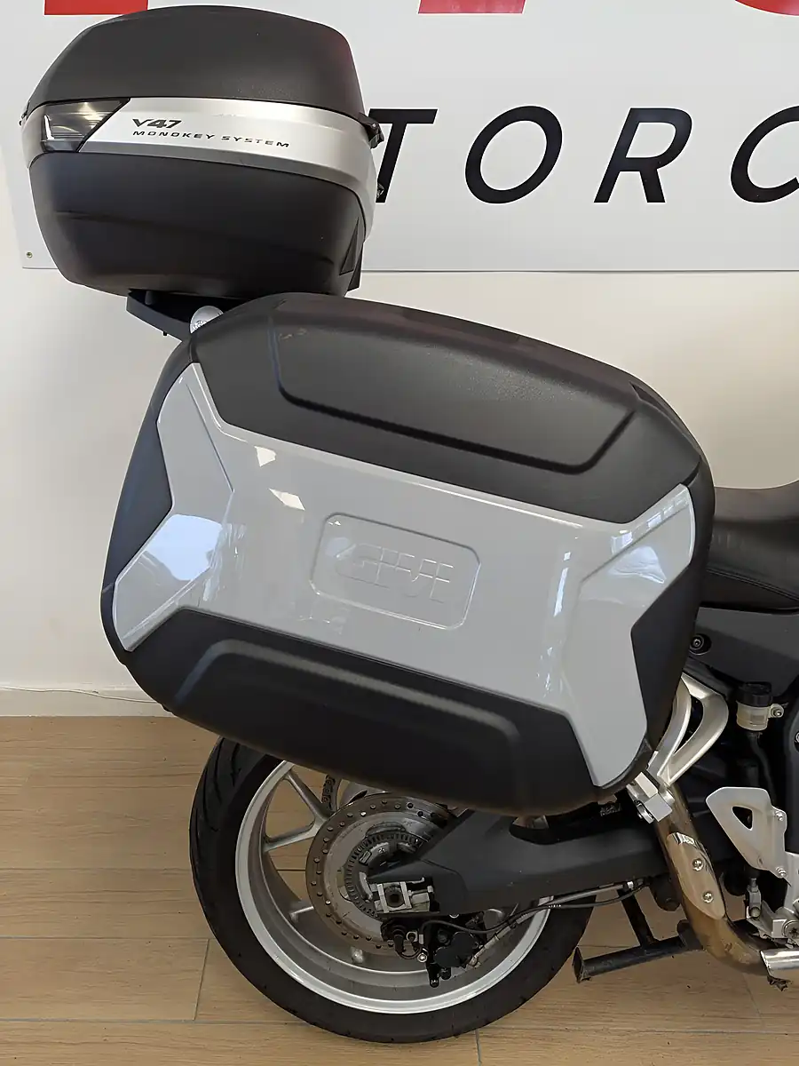 Used 2007 Triumph Tiger 1050 - Interior and Exterior details 17