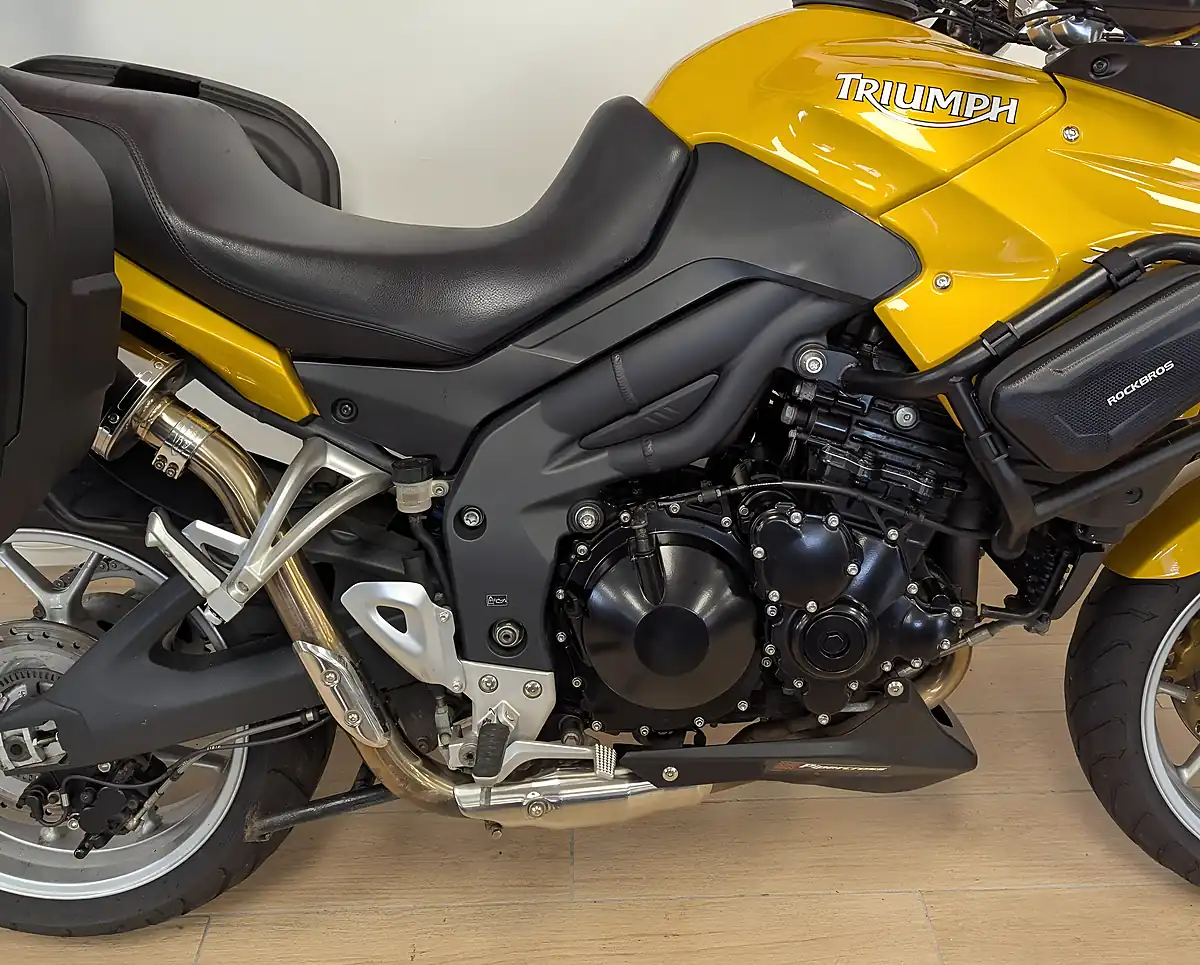 Used 2007 Triumph Tiger 1050 - Interior and Exterior details 19
