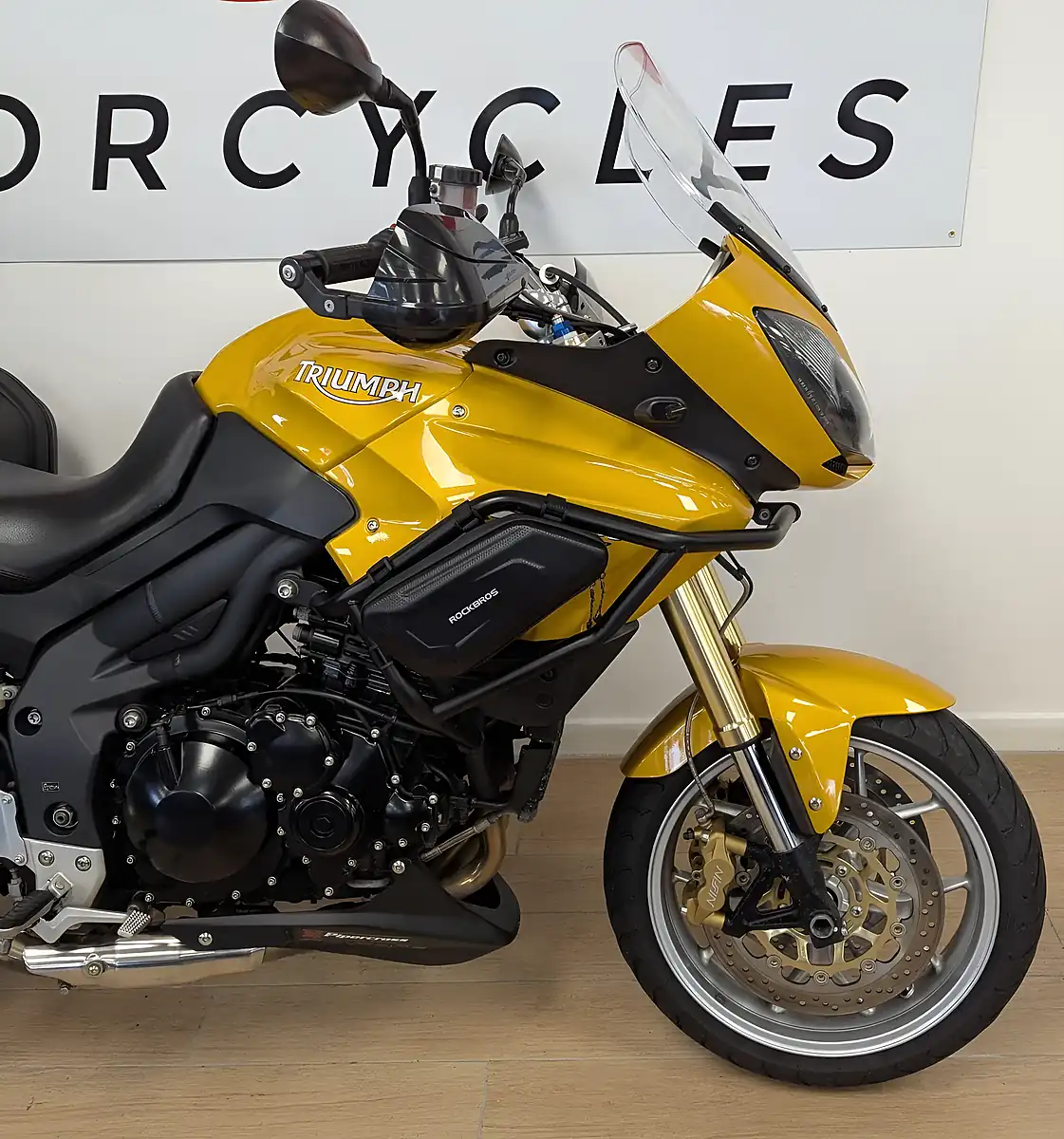 Used 2007 Triumph Tiger 1050 - Interior and Exterior details 6