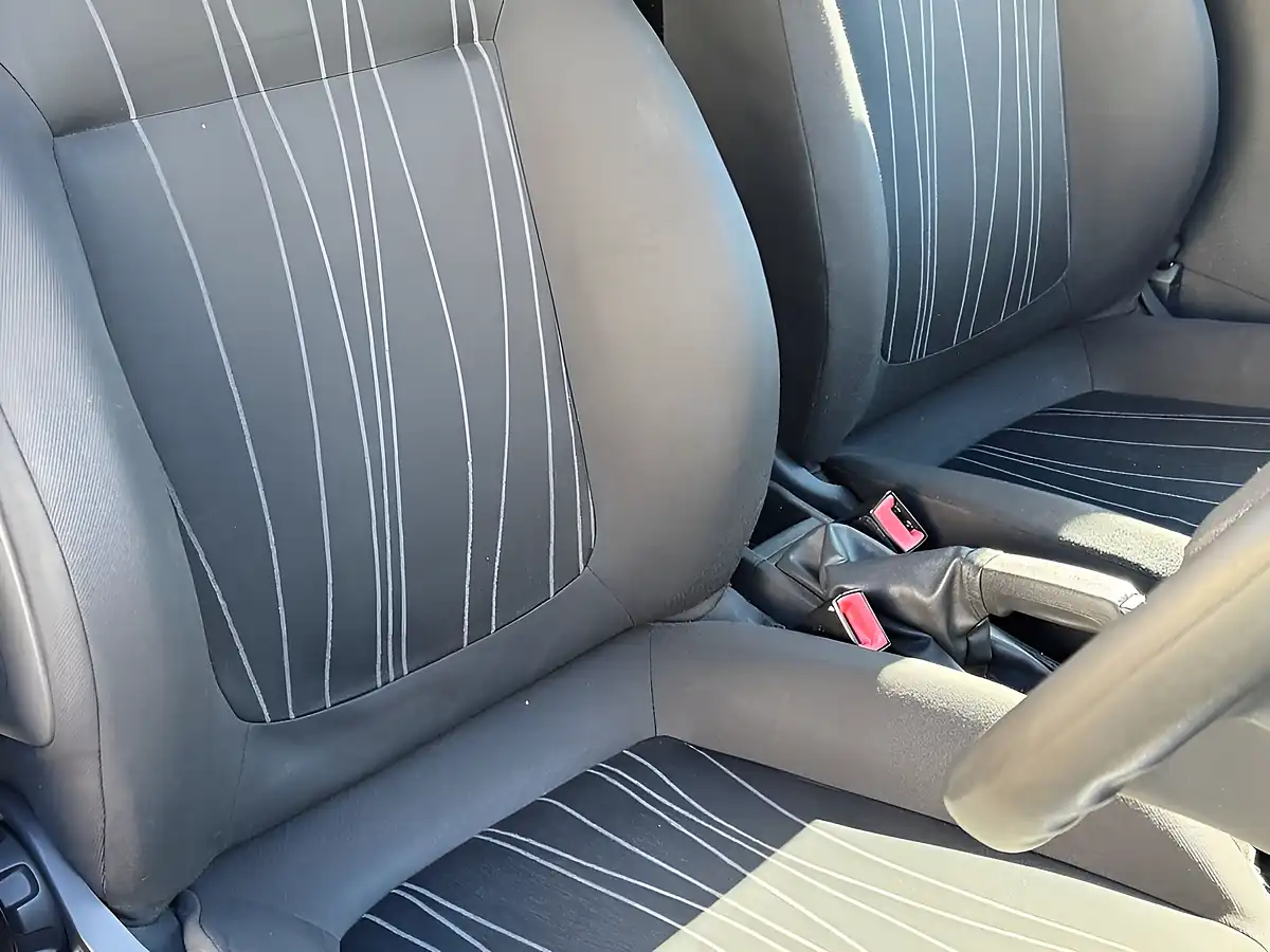 Used 2007 Vauxhall Corsa Club Silver - Interior and Exterior details 10