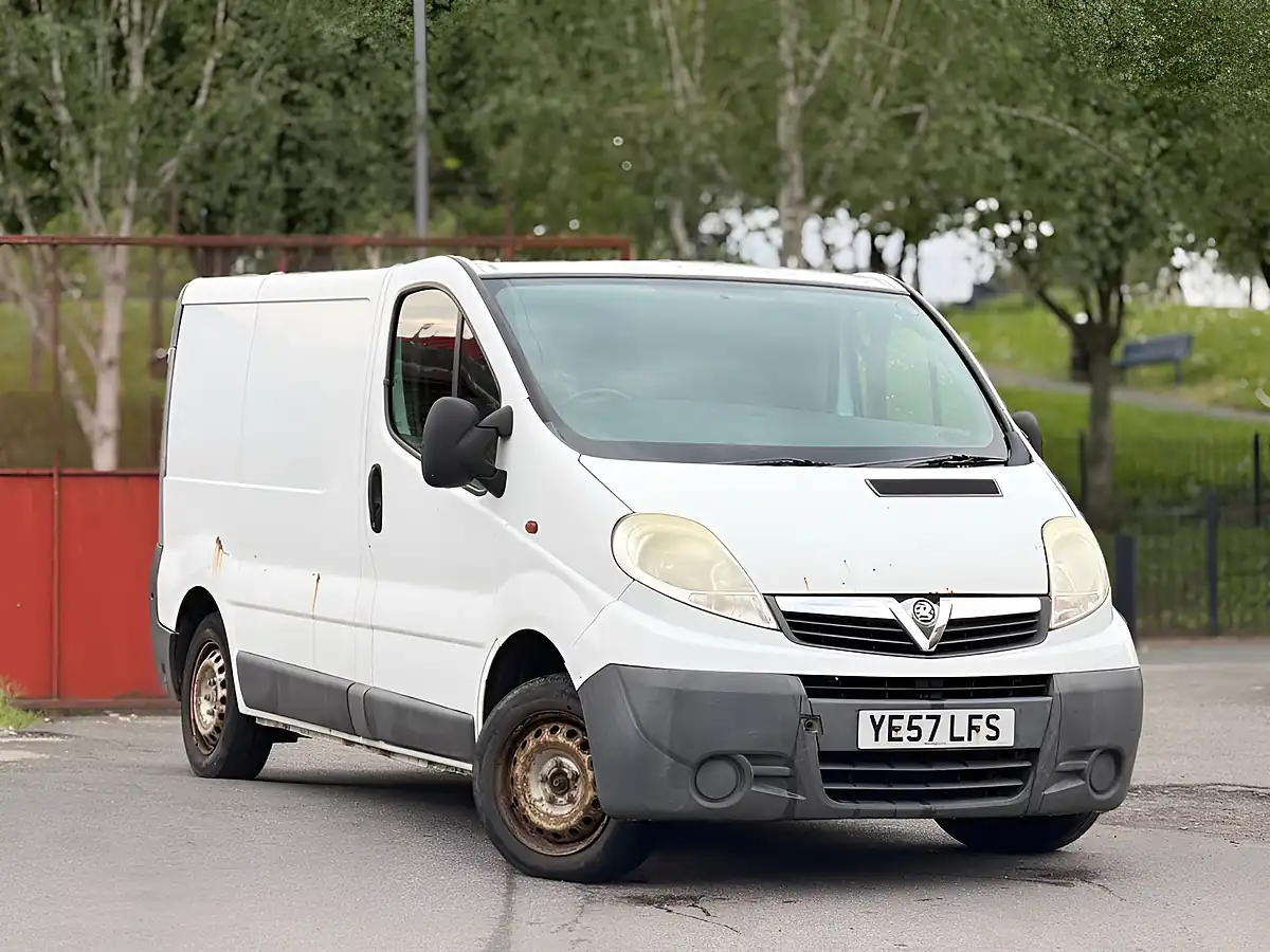 Used 2007 Vauxhall Vivaro Panel Van White - Front View