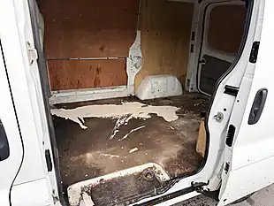 Used 2007 Vauxhall Vivaro Panel Van White - Interior and Exterior details 11