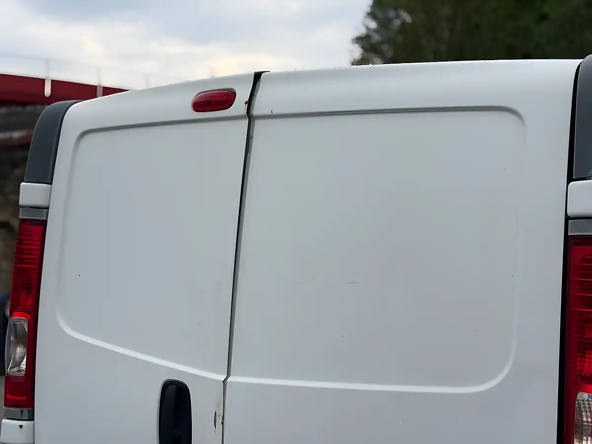 Used 2007 Vauxhall Vivaro Panel Van White - Interior and Exterior details 13