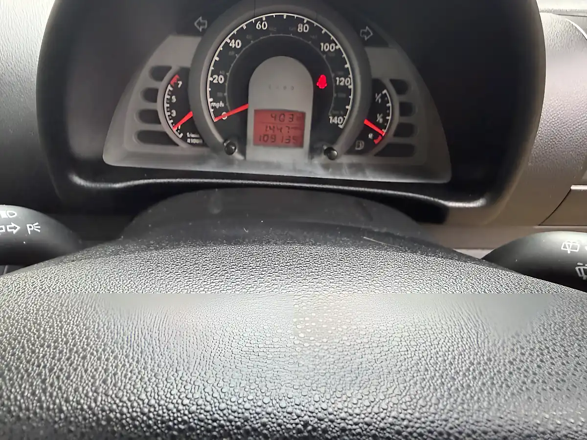 Used 2007 Volkswagen Fox Urban 75 3dr Black - Interior and Exterior details 16