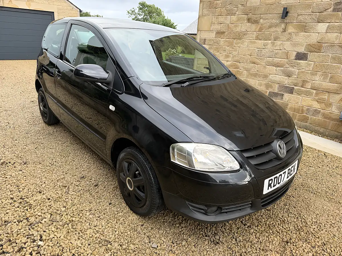 Used 2007 Volkswagen Fox Urban 75 3dr Black - Interior and Exterior details 2