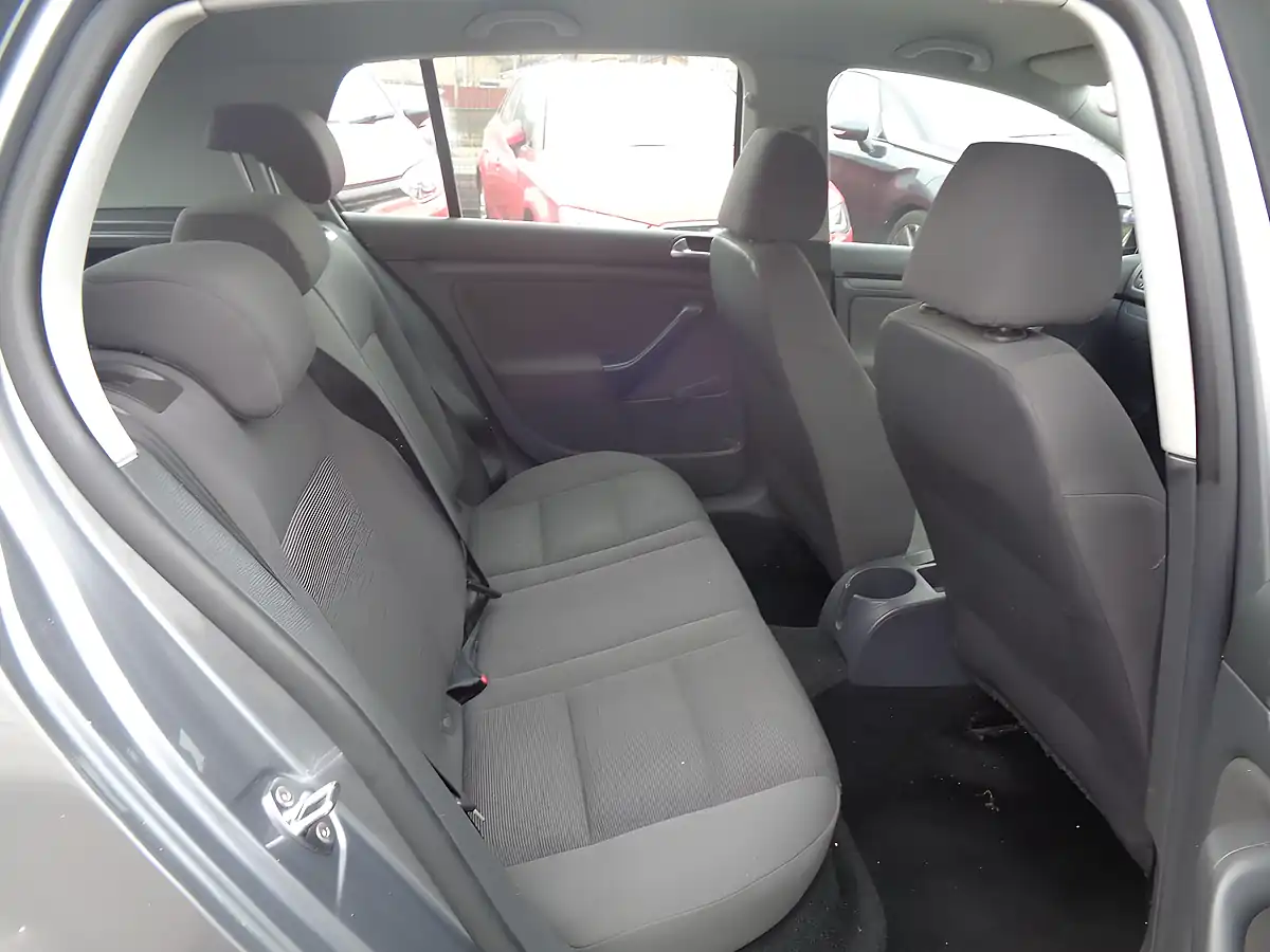 Used 2007 Volkswagen Golf S Grey - Interior and Exterior details 10