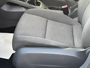 Used 2007 Volkswagen Golf S Silver - Interior and Exterior details 8