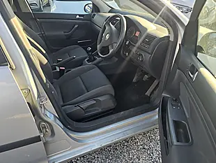 Used 2007 Volkswagen Golf S Silver - Interior and Exterior details 8