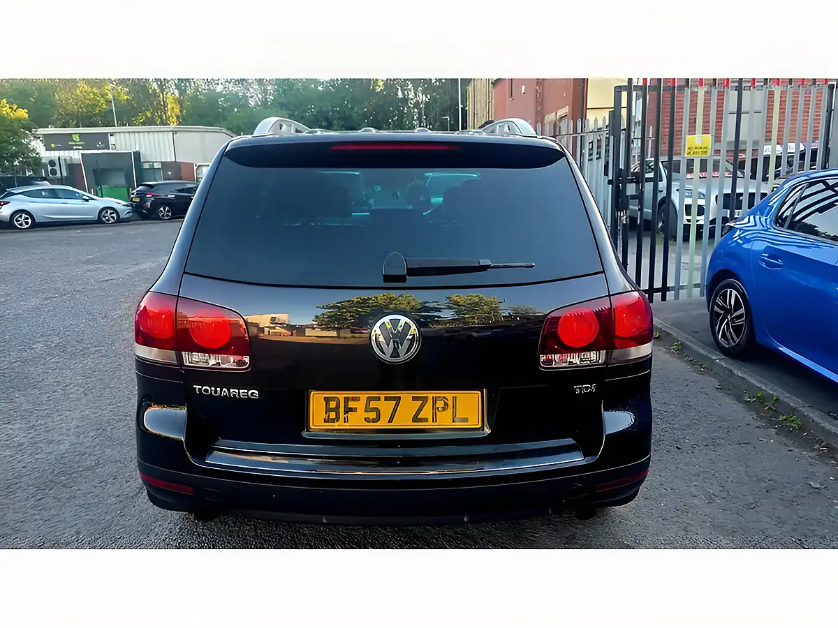 Used 2007 Volkswagen Touareg Se Black - Interior and Exterior details 11