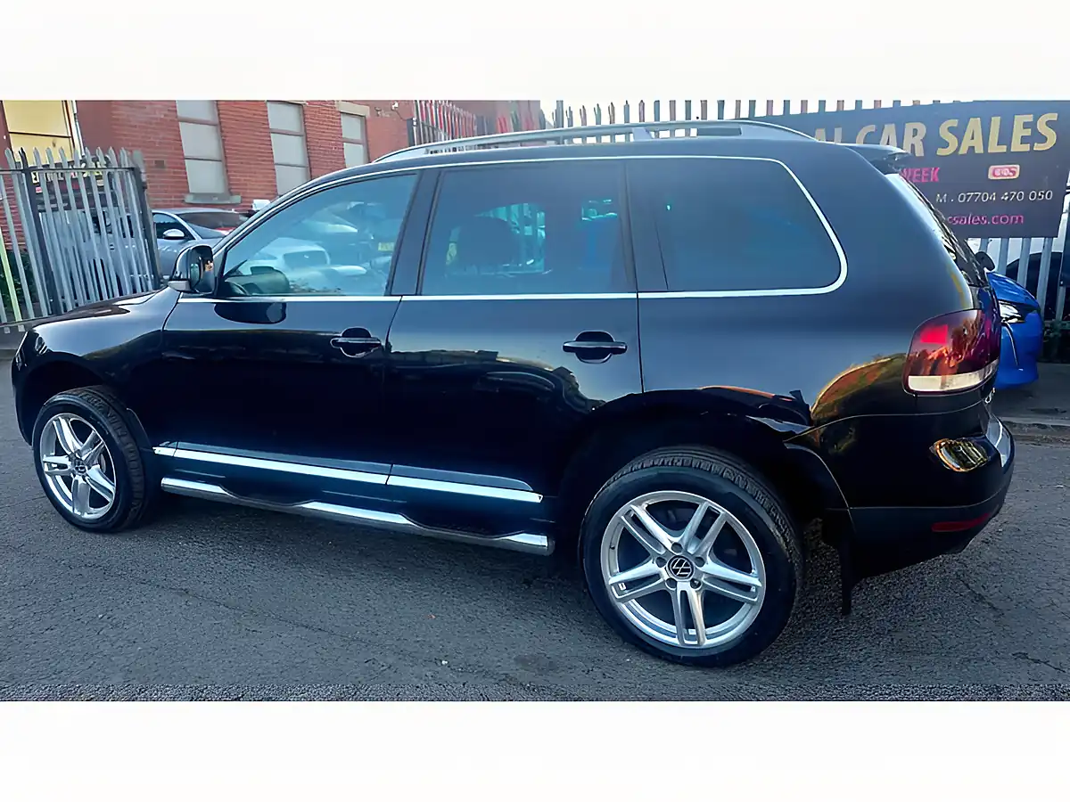 Used 2007 Volkswagen Touareg Se Black - Interior and Exterior details 13