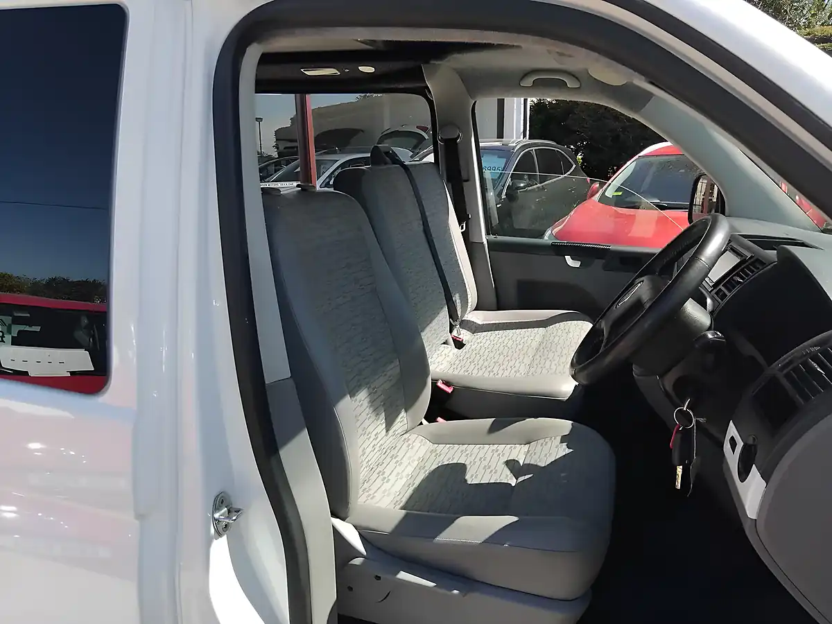 Used 2007 Volkswagen Transporter Lwb Motorcaravan White - Interior and Exterior details 19