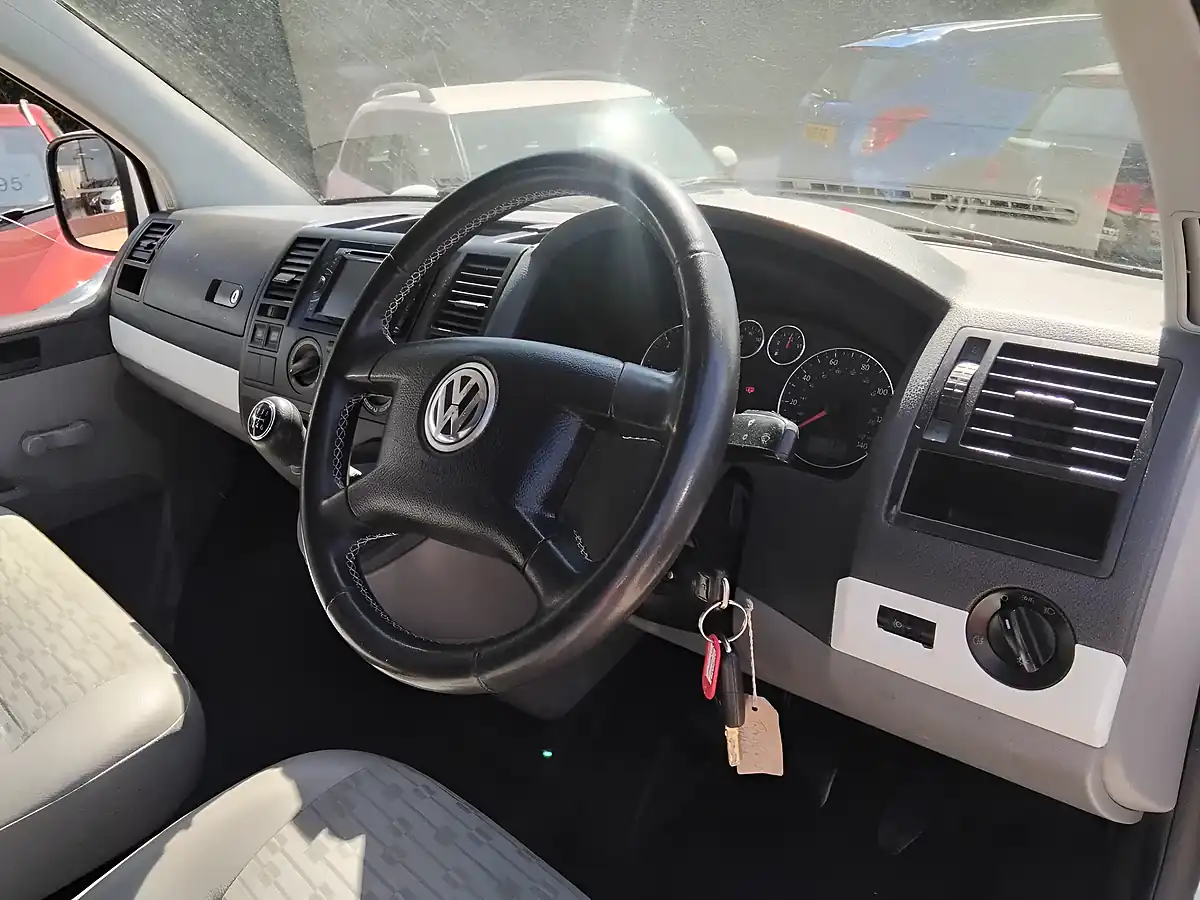Used 2007 Volkswagen Transporter Lwb Motorcaravan White - Interior and Exterior details 20