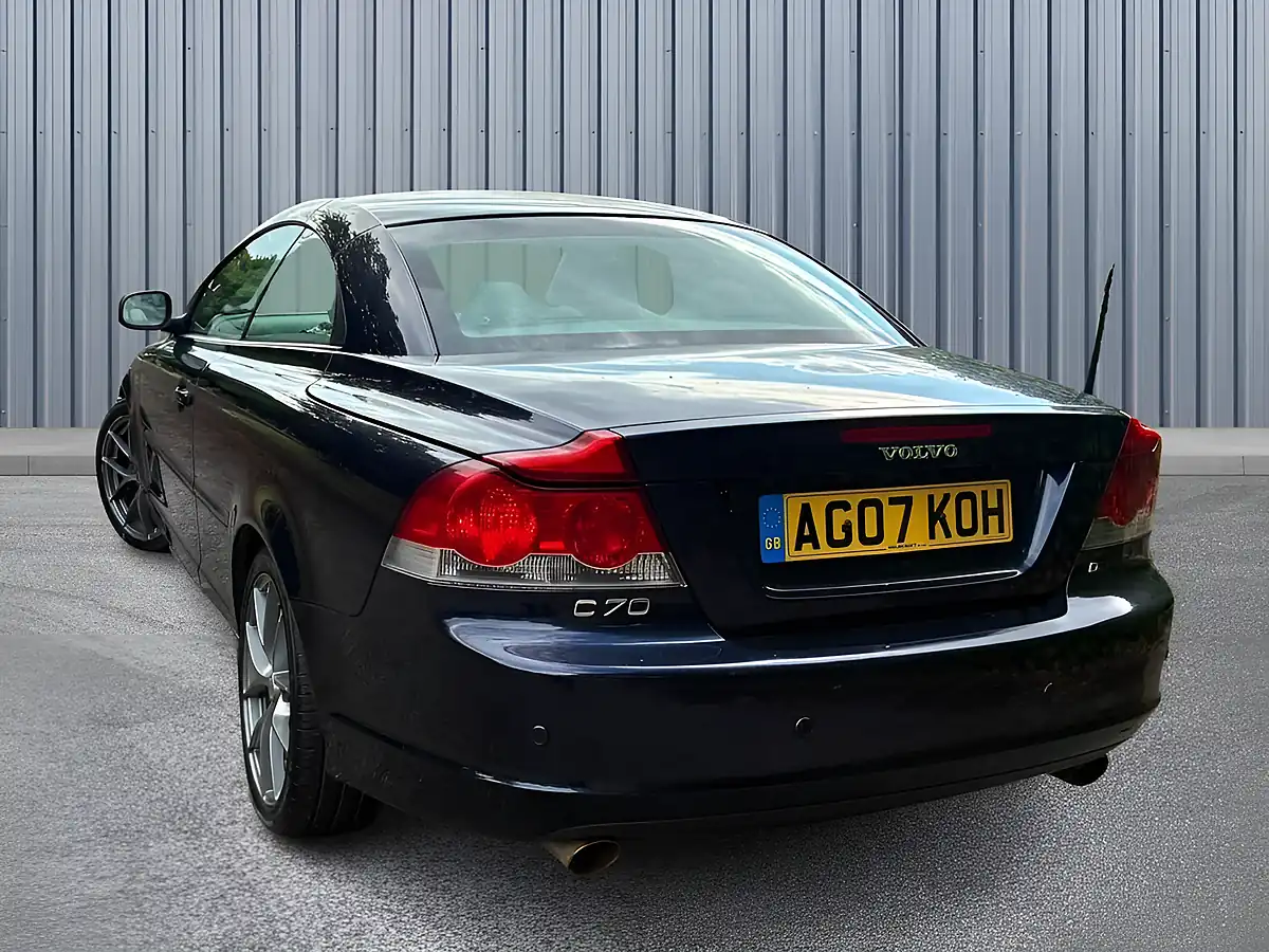 Used 2007 Volvo C70 Se Lux Blue - Interior and Exterior details 4