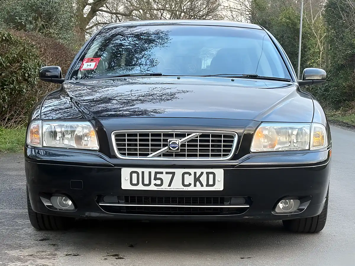 Used 2007 Volvo S80 Black - Interior and Exterior details 2