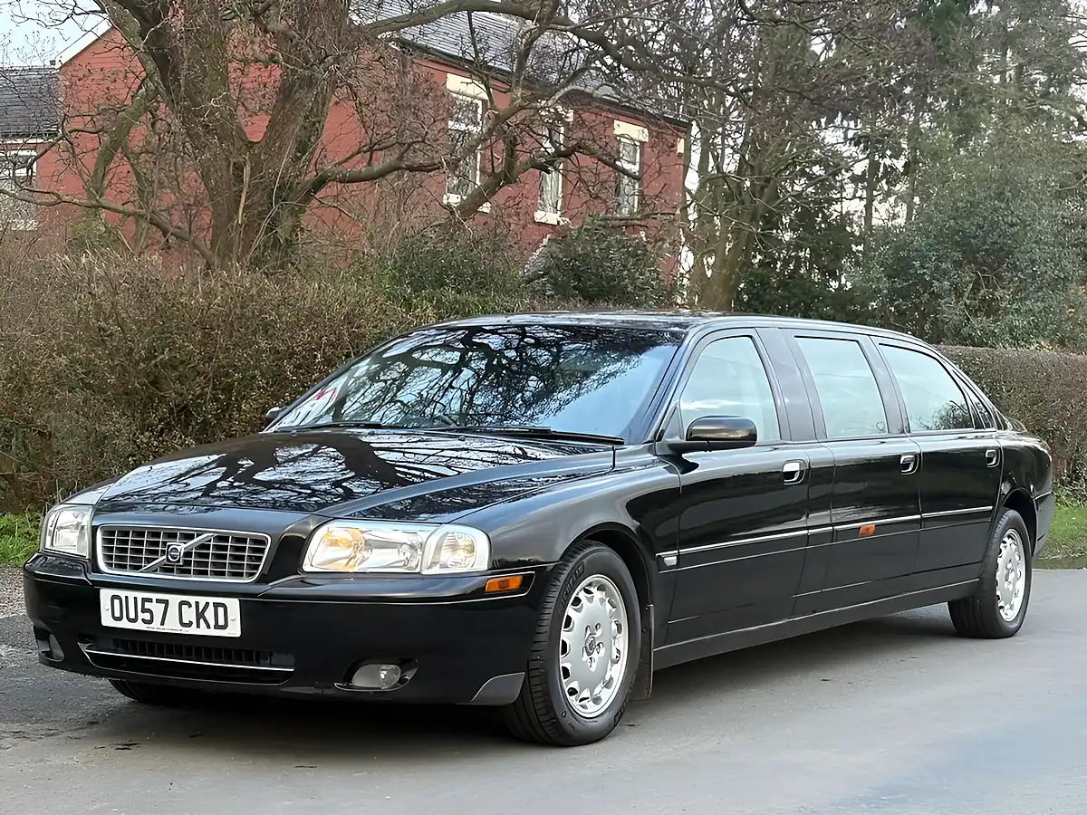 Used 2007 Volvo S80 Black - Interior and Exterior details 3