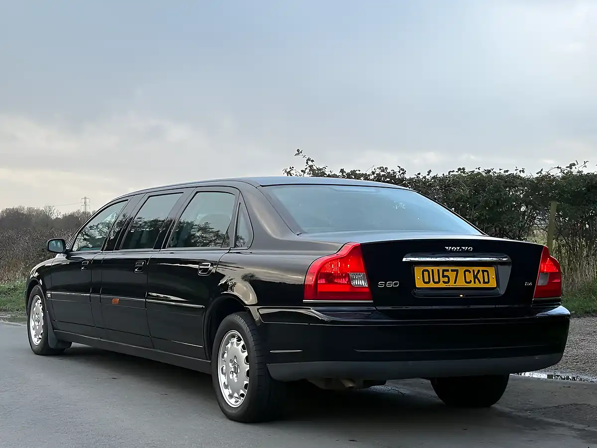 Used 2007 Volvo S80 Black - Interior and Exterior details 6