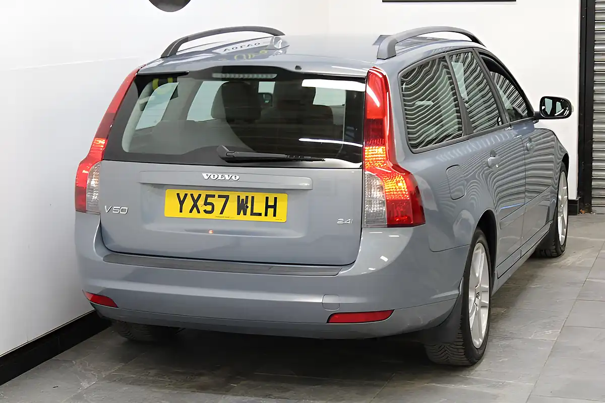 Used 2007 Volvo V50 Se Blue - Interior and Exterior details 10