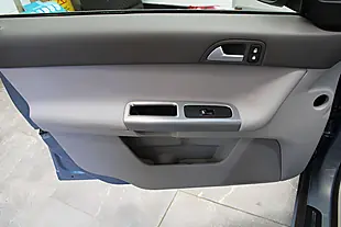 Used 2007 Volvo V50 Se Blue - Interior and Exterior details 17