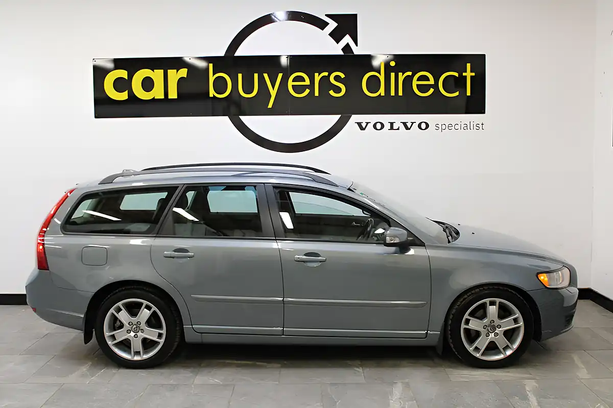 Used 2007 Volvo V50 Se Blue - Interior and Exterior details 8