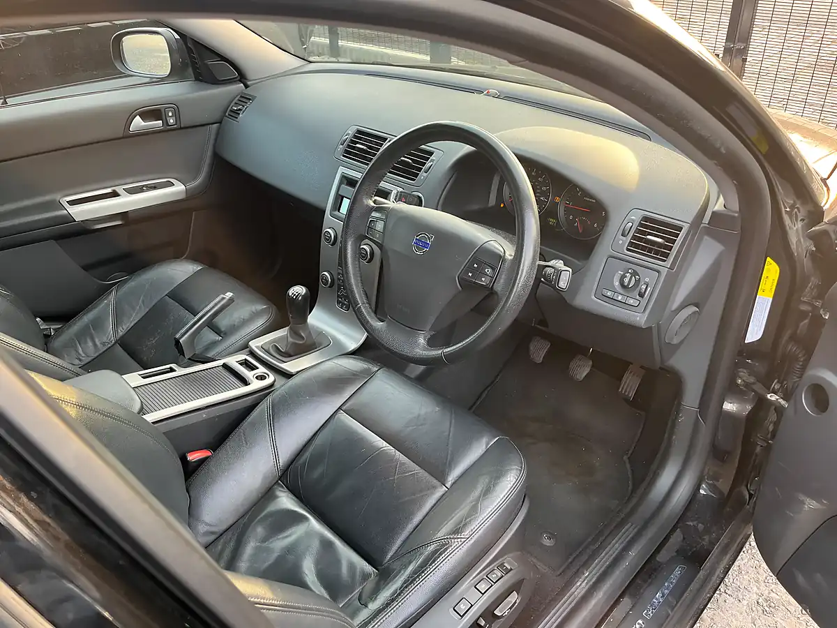 Used 2007 Volvo V50 Se Lux Black - Interior and Exterior details 3