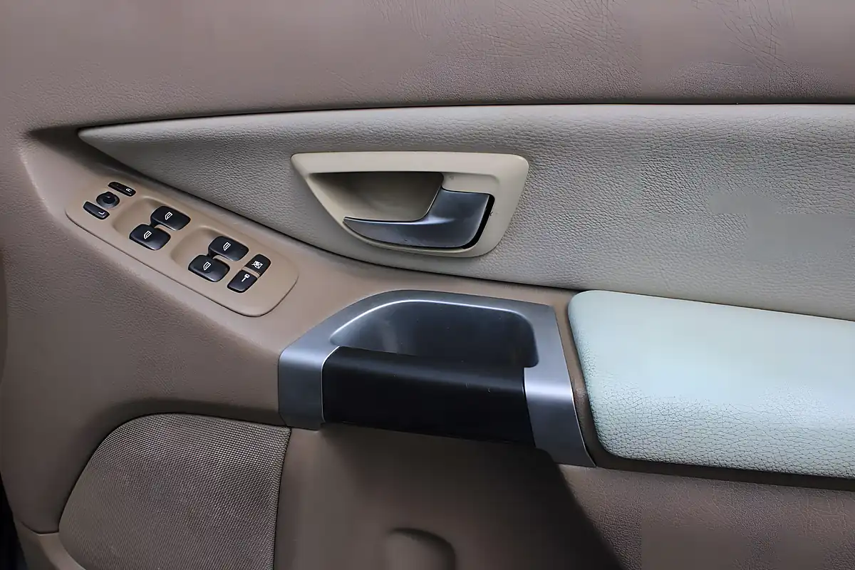 Used 2007 Volvo XC90 Se Lux Black - Interior and Exterior details 17